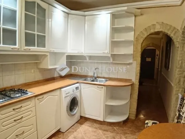 Eladó lakás Budapest XX. kerület 132 nm