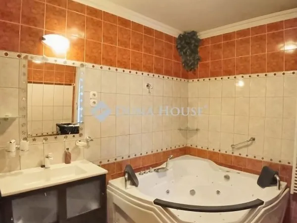 Eladó lakás Budapest XX. kerület 132 nm