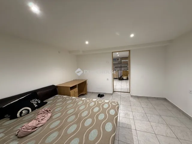 Eladó lakás Budapest XX. kerület 112 nm