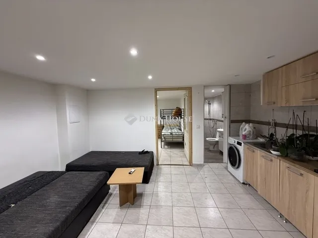 Eladó lakás Budapest XX. kerület 112 nm