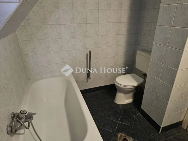 Eladó ház Budapest XVIII. kerület 179 nm