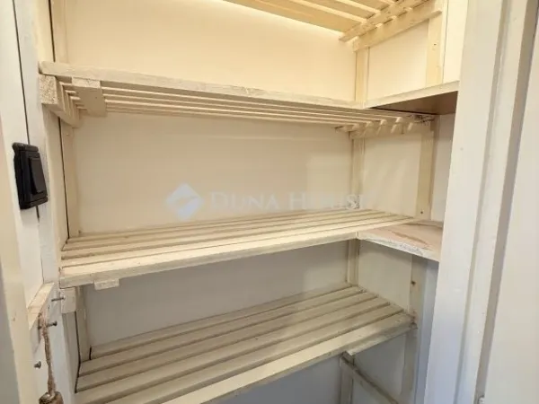 Eladó lakás Budapest XXI. kerület 73 nm