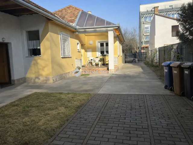 Eladó ház Budapest XVIII. kerület 100 nm