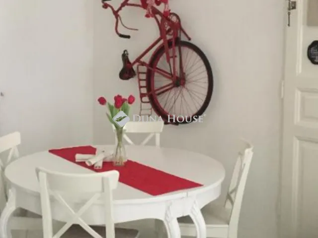 Eladó lakás Budapest V. kerület 76 nm