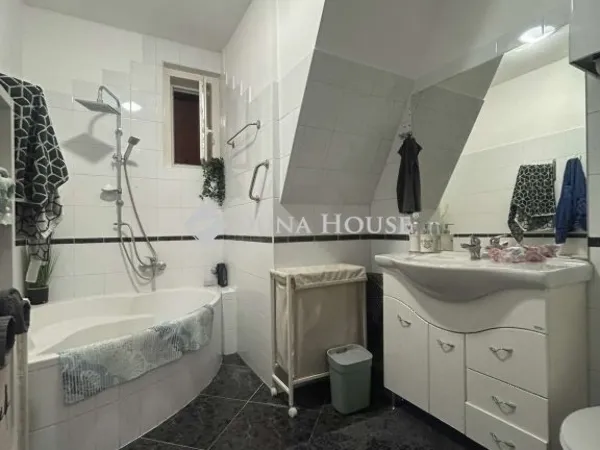 Eladó ház Vecsés 67 nm