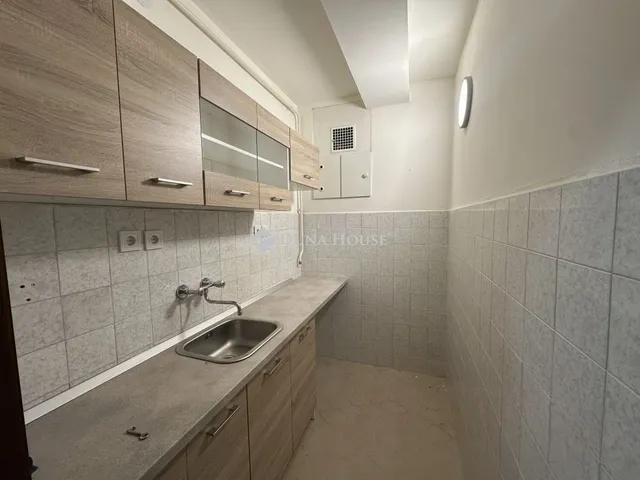 Eladó lakás Budapest X. kerület 35 nm