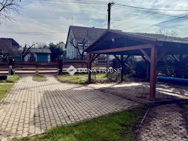 Eladó ház Budapest XVII. kerület 236 nm