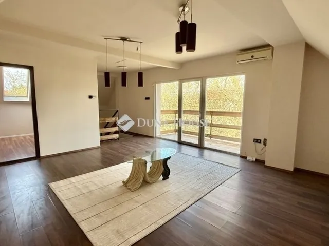 Eladó ház Budapest XVII. kerület 236 nm