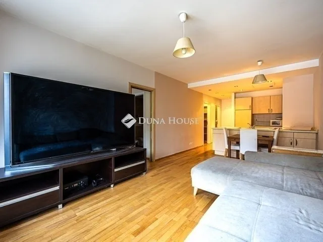 Eladó lakás Budapest IX. kerület 92 nm