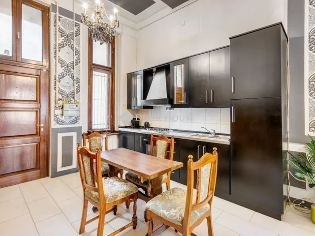 Eladó lakás Budapest VII. kerület 84 nm