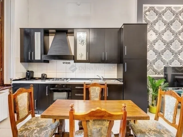 Eladó lakás Budapest VII. kerület 84 nm