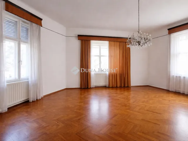 Eladó lakás Budapest VIII. kerület 177 nm