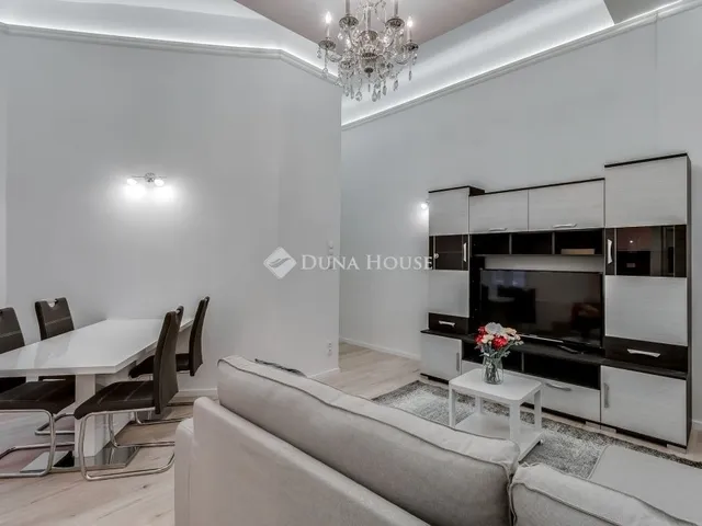 Eladó lakás Budapest V. kerület 64 nm