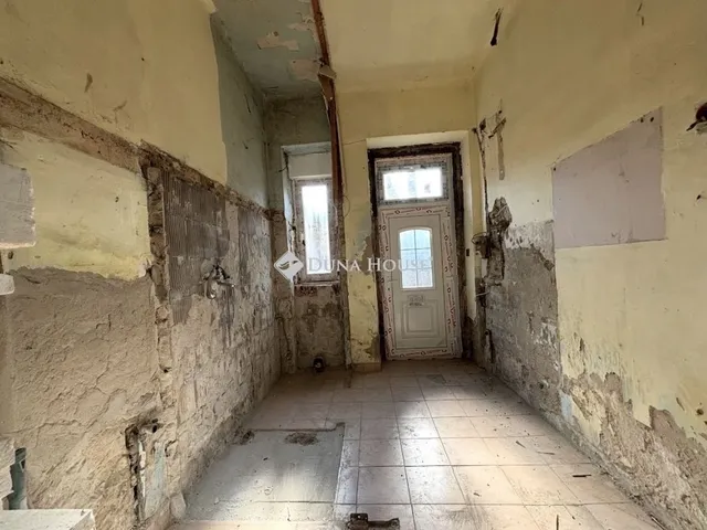 Eladó lakás Budapest X. kerület 12 nm