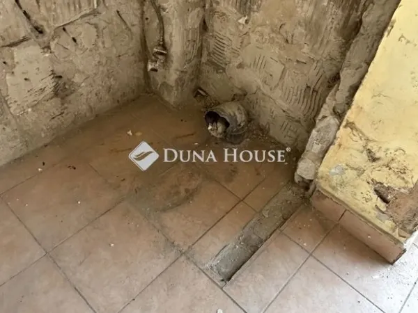 Eladó lakás Budapest X. kerület 12 nm