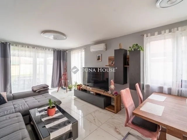 Eladó ház Budapest XVII. kerület 80 nm