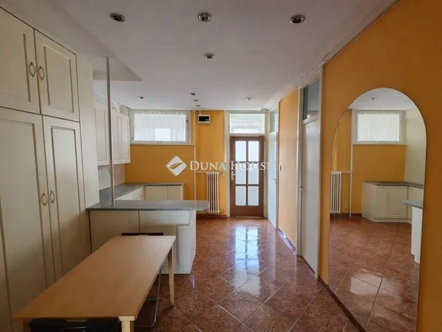 Eladó lakás Budapest XX. kerület 58 nm