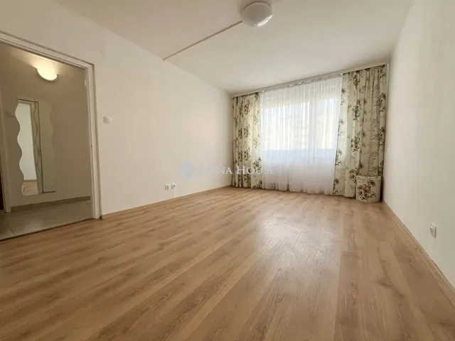 Eladó lakás Budapest XVIII. kerület 35 nm