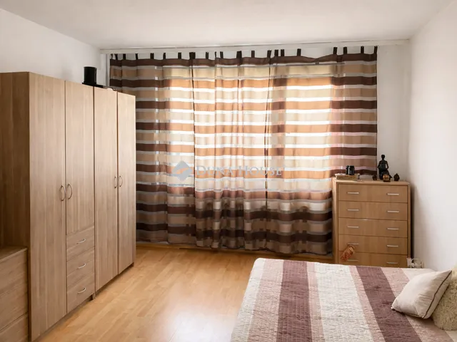 Eladó lakás Budapest X. kerület 71 nm