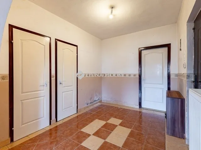 Eladó ház Budapest XVIII. kerület 240 nm