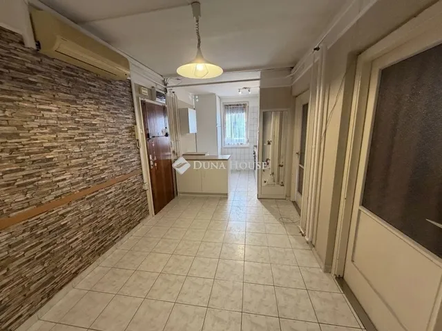 Eladó lakás Budapest XXI. kerület 71 nm