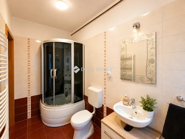 Eladó lakás Budapest XVII. kerület 117 nm