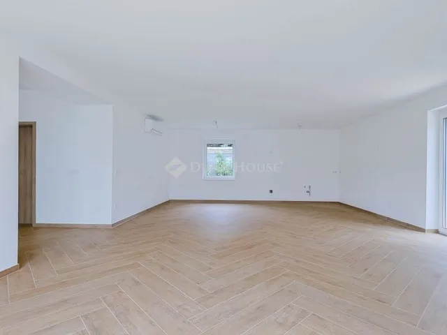 Eladó ház Budapest XVIII. kerület 165 nm