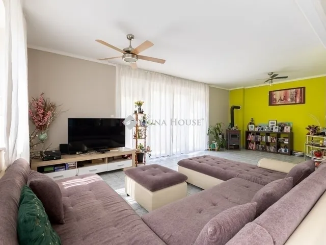 Eladó ház Budapest XVIII. kerület 210 nm