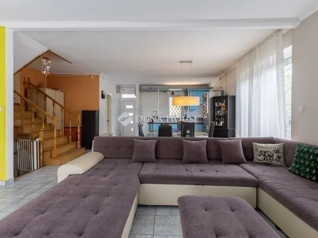 Eladó ház Budapest XVIII. kerület 210 nm