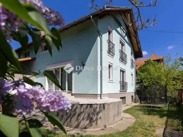 Eladó ház Budapest XVIII. kerület 210 nm