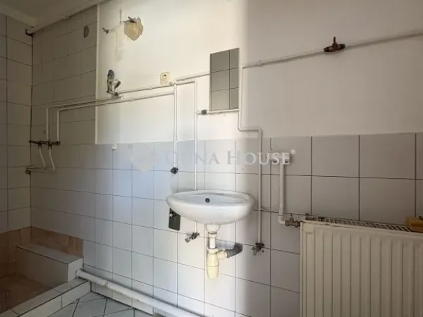 Eladó ház Budapest XIX. kerület 254 nm