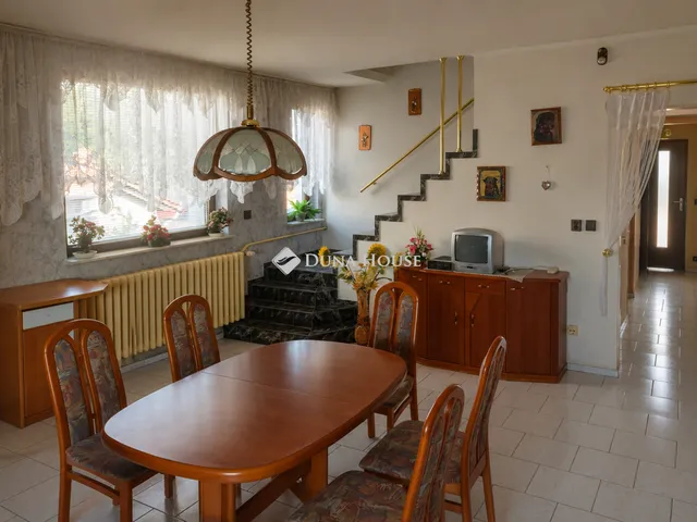 Eladó ház Budapest XVIII. kerület 207 nm