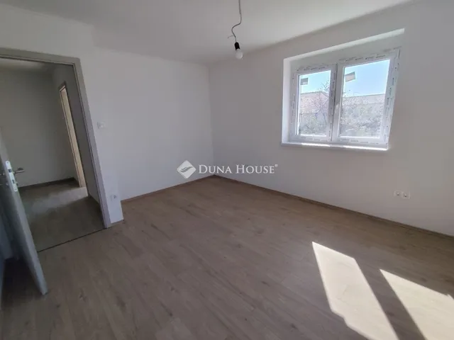 Eladó ház Budapest XVIII. kerület 121 nm