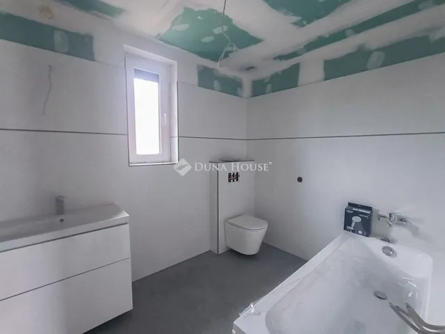 Eladó lakás Budapest XVII. kerület 120 nm