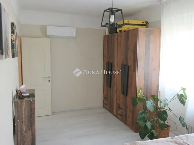 Eladó lakás Budapest XX. kerület 71 nm