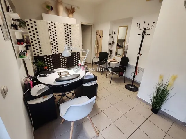 Eladó ház Budapest XVIII. kerület 276 nm