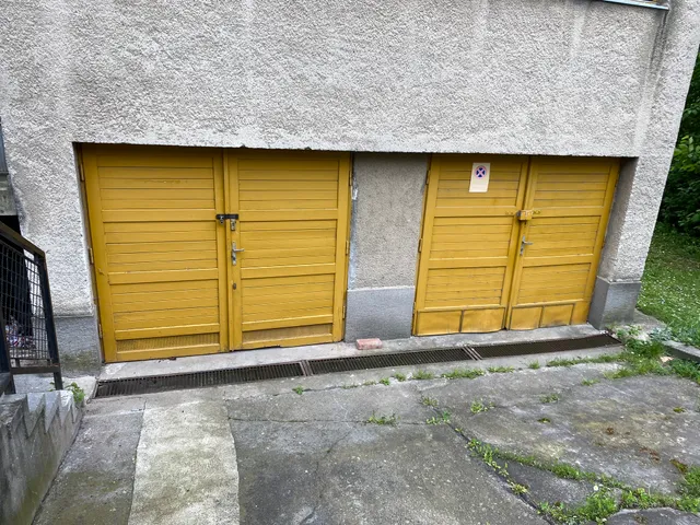 Kiadó garázs Budapest XI. kerület, Sasad-Sashegy XI. ker. 14 nm