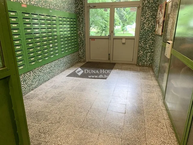 Eladó lakás Budapest III. kerület, Békásmegyer 56 nm