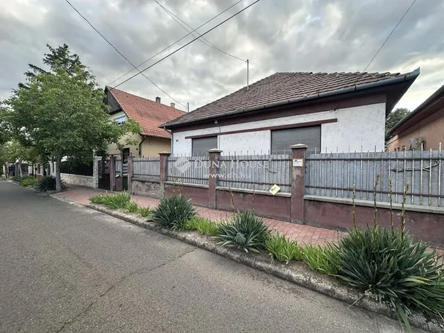 Eladó ház Budapest IV. kerület, Újpest 100 nm