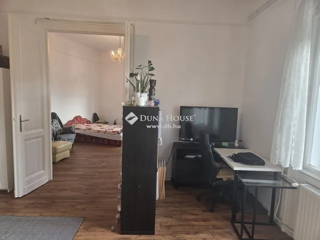 Eladó lakás Budapest XI. kerület 70 nm