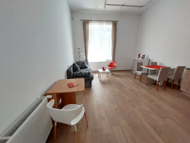 Eladó lakás Budapest XI. kerület 97 nm