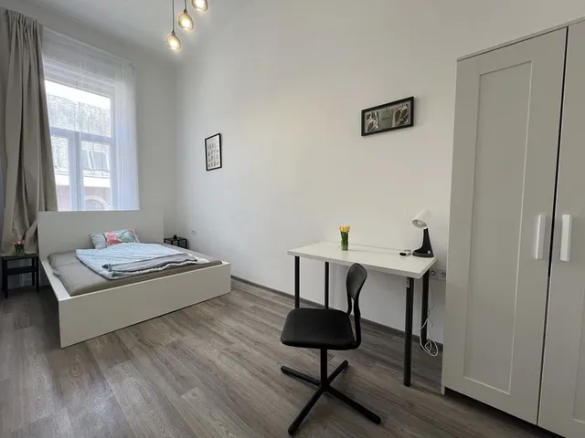 Eladó lakás Budapest VI. kerület 57 nm