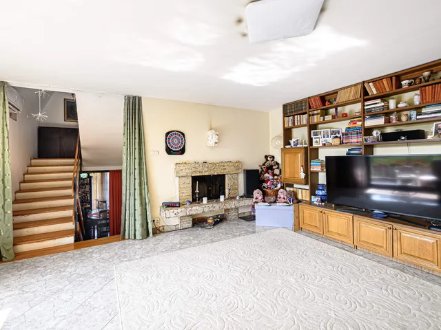 Eladó ház Budapest XII. kerület 180 nm