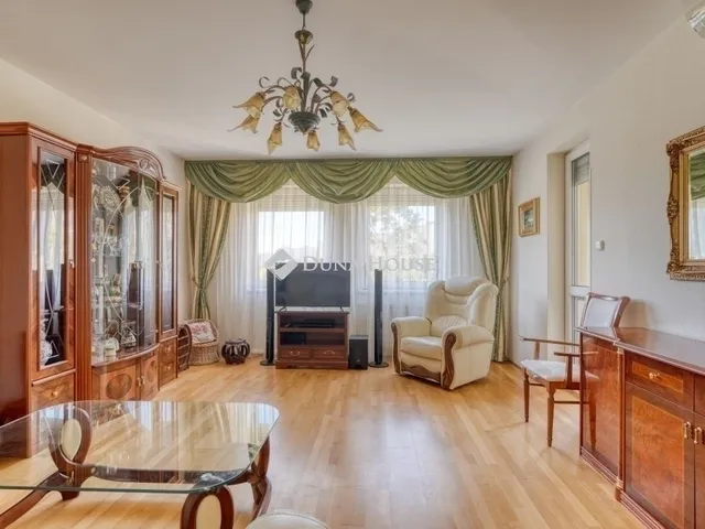 Eladó lakás Budapest XI. kerület, Sasad-Sashegy XI. ker. 100 nm