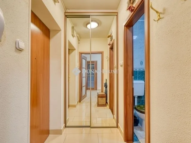 Eladó lakás Budapest XI. kerület, Sasad-Sashegy XI. ker. 100 nm