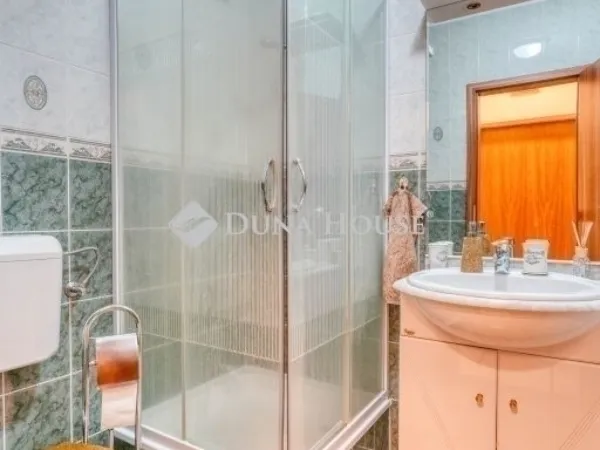 Eladó lakás Budapest XI. kerület, Sasad-Sashegy XI. ker. 100 nm