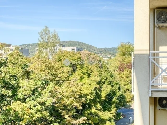 Eladó lakás Budapest XI. kerület, Sasad-Sashegy XI. ker. 100 nm