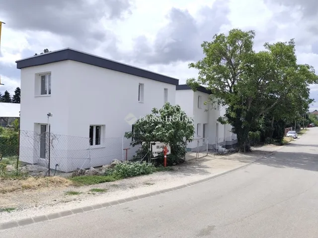 Eladó lakás Érd 92 nm