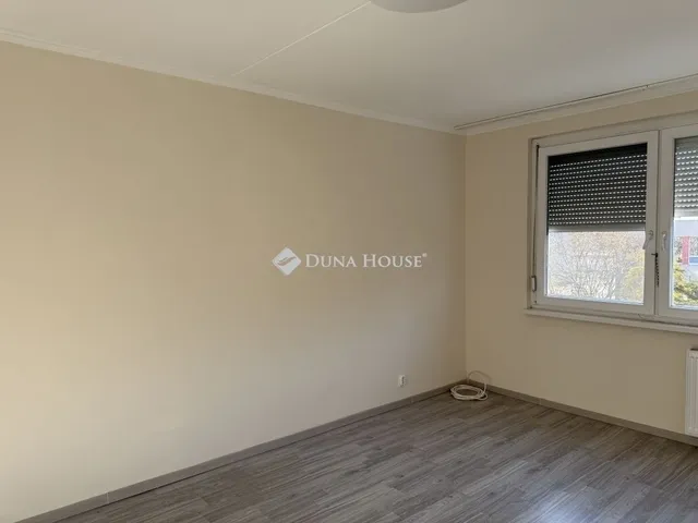 Eladó lakás Budapest XV. kerület, Újpalota 35 nm