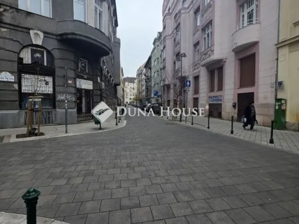 Eladó lakás Budapest VIII. kerület, Palotanegyed 105 nm